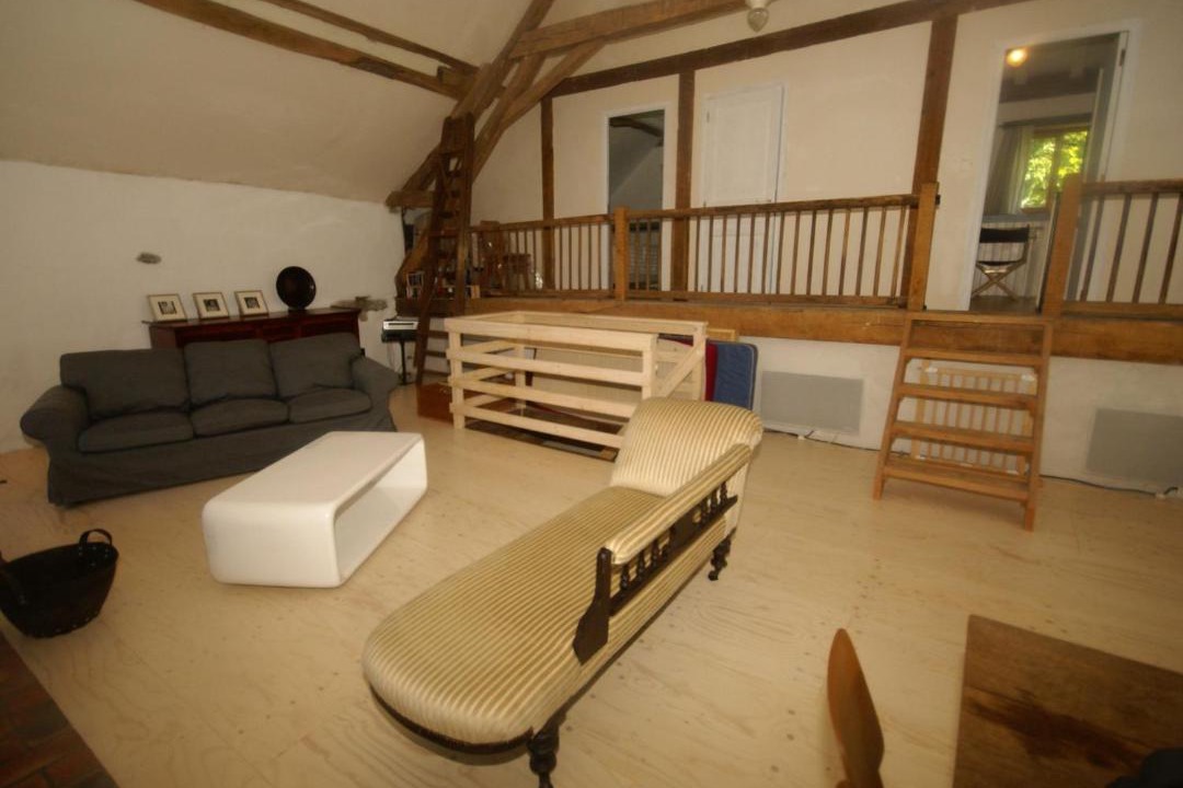 Photo of Livingroom in Saint-Germain-des-Champs