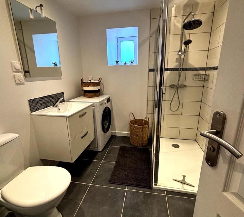 Photo of Bathroom in Asquins