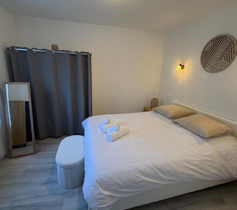 Photo of Bedroom in Contrexeville