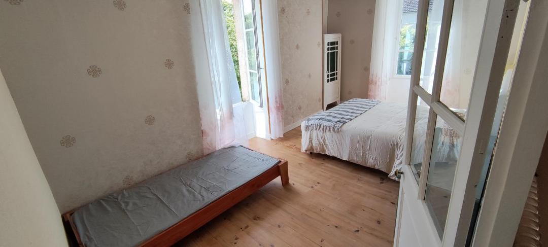Photo of Bedroom in Saint-Pere