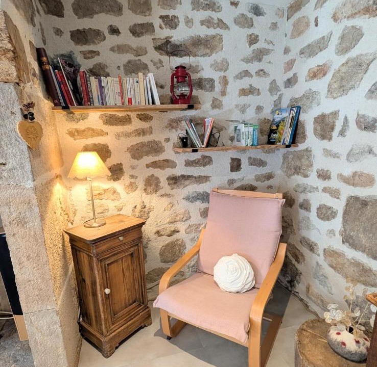 Photo of Others in Saint-Jacques-des-Blats