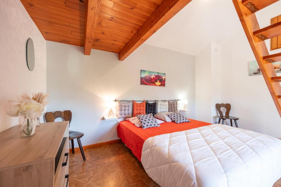 Photo of Bedroom in Plombieres-les-Bains