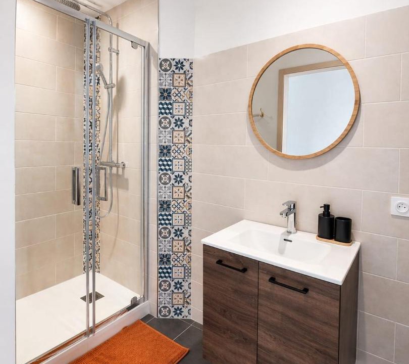 Photo of Bathroom in Saint-Claude