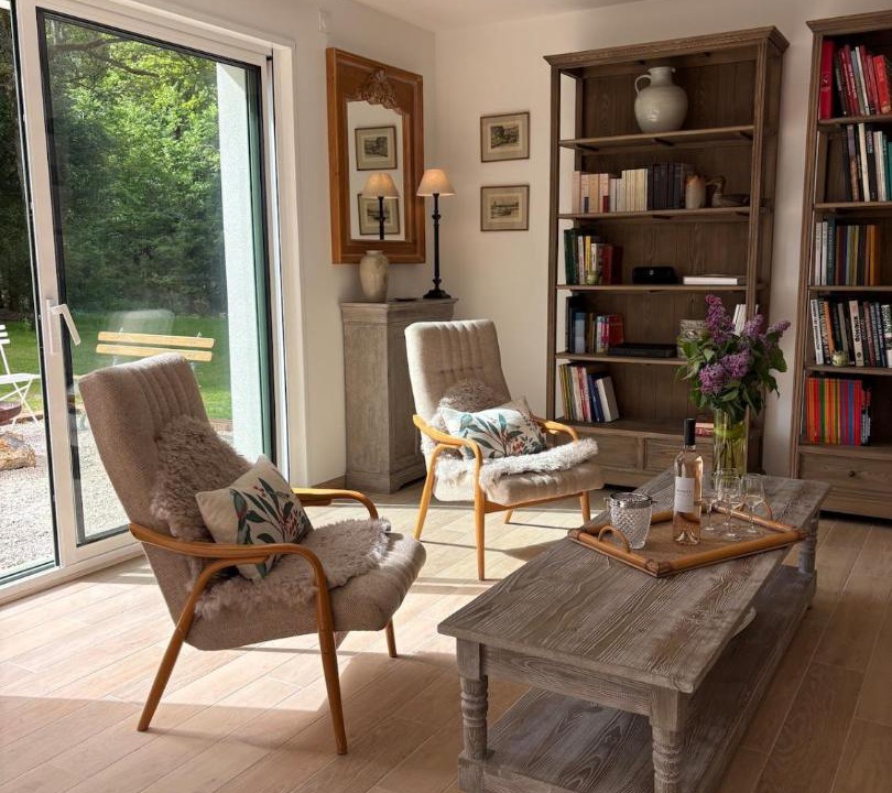 Photo of Livingroom in La Celle-les-Bordes