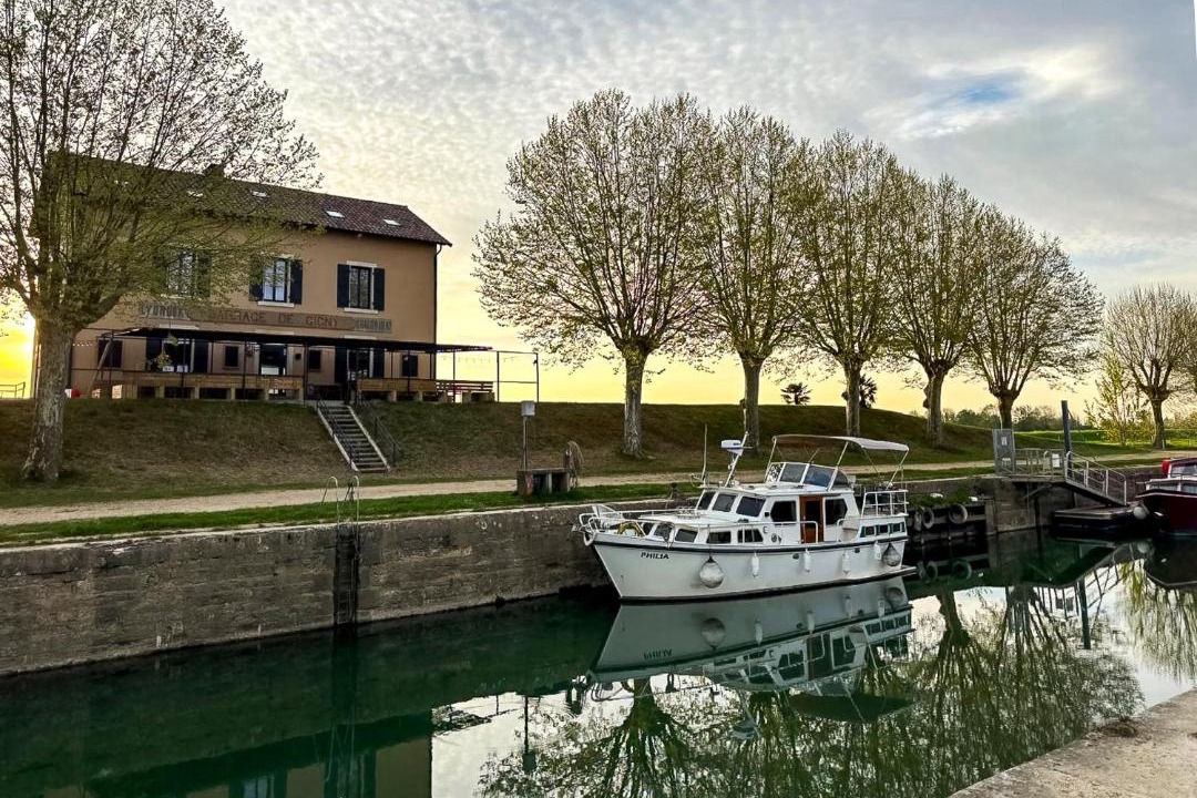 Photo of Others in Gigny-sur-Saone