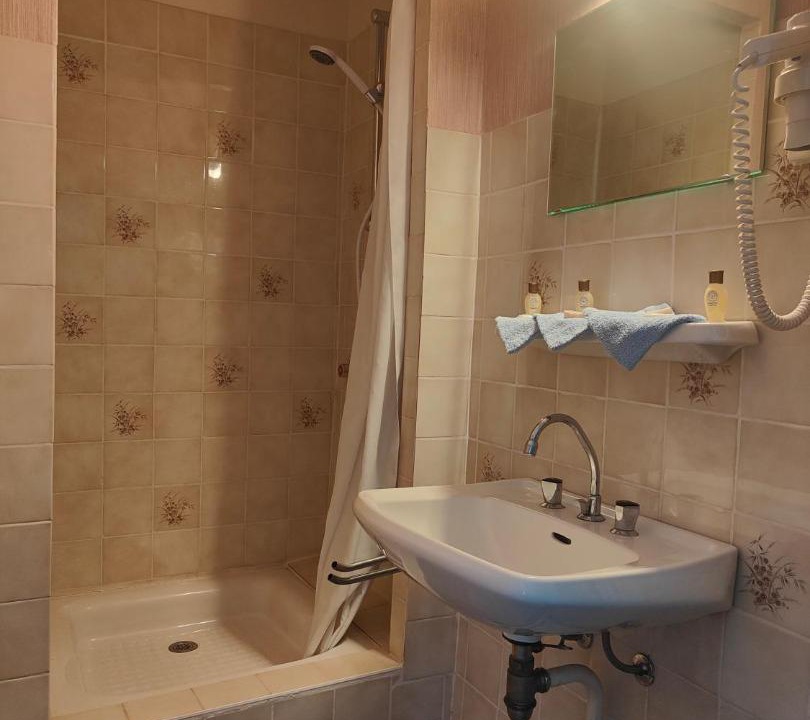 Photo of Bathroom in Forges-les-Bains