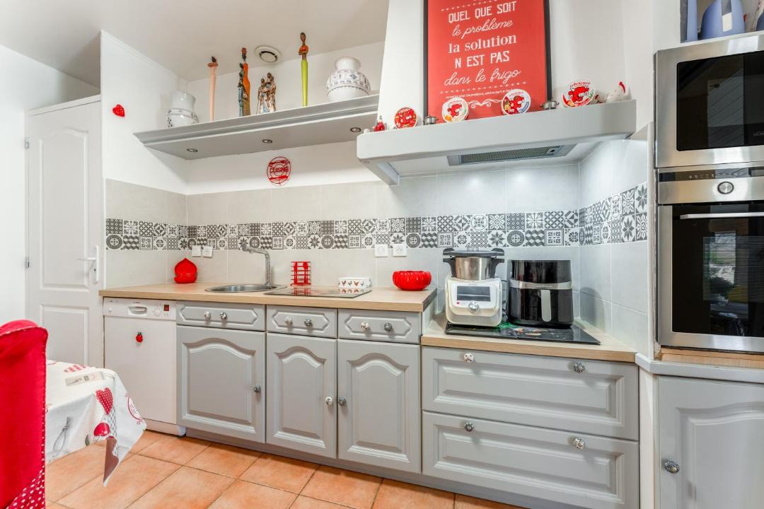 Photo of Kitchen in Faucon