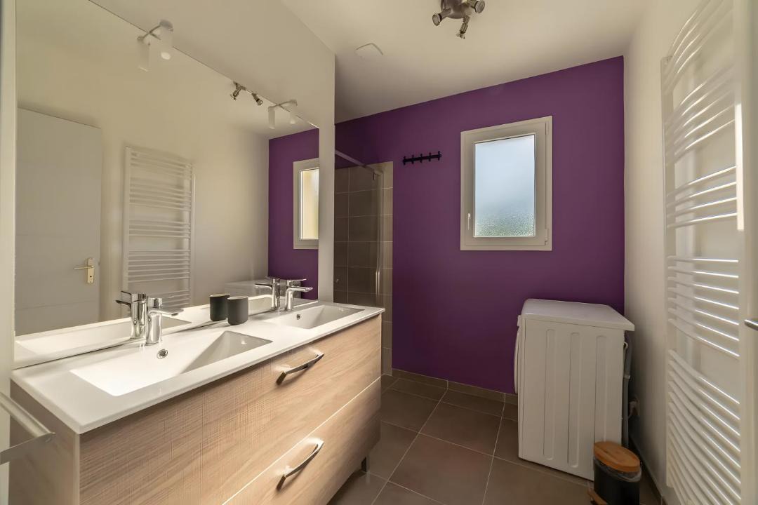 Photo of Bathroom in Vesseaux