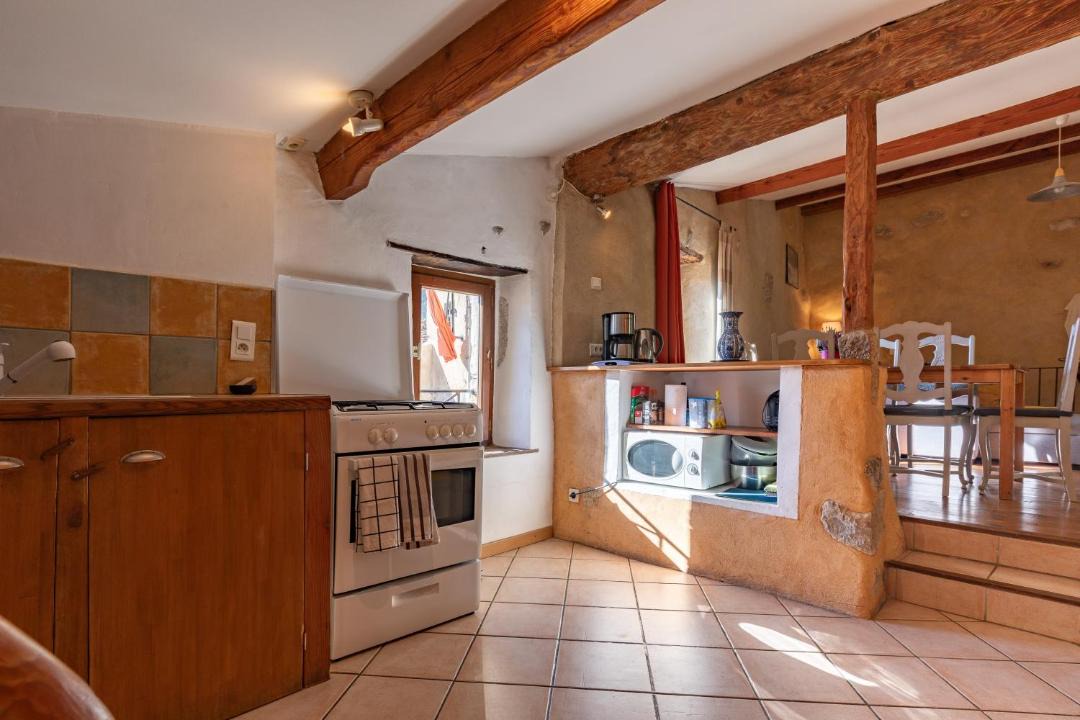 Photo of Kitchen in Ponet-et-Saint-Auban