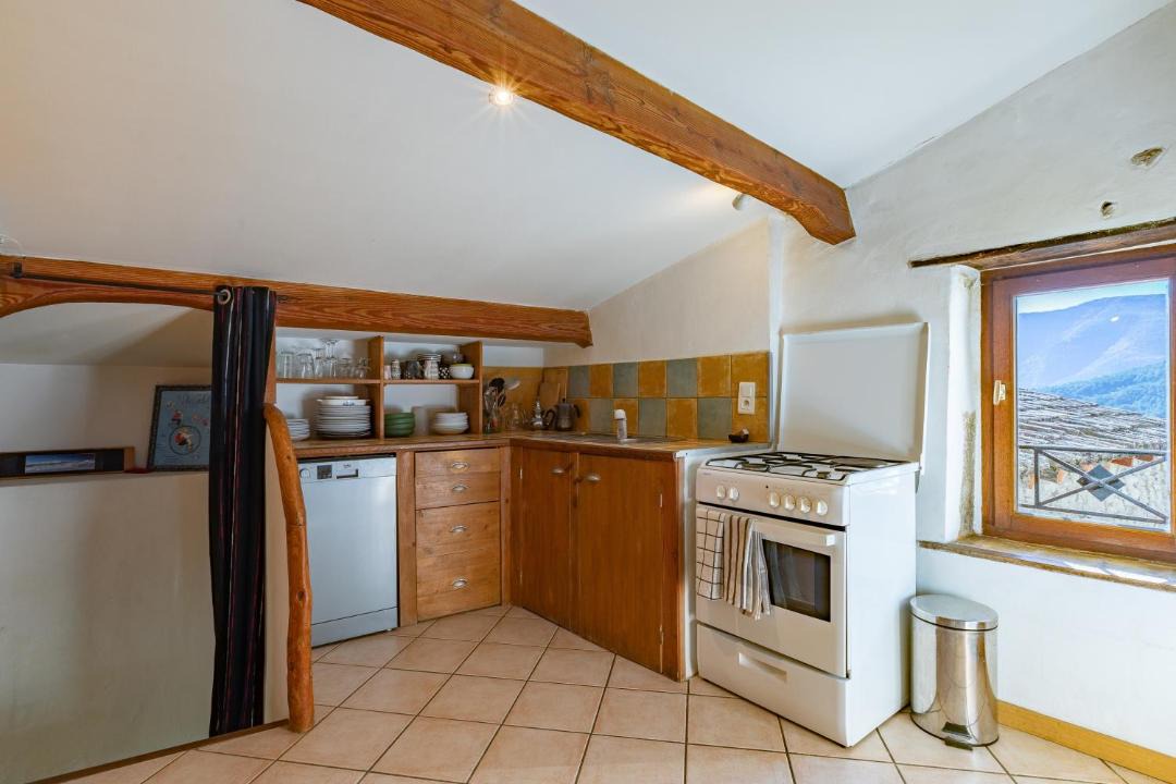 Photo of Kitchen in Ponet-et-Saint-Auban