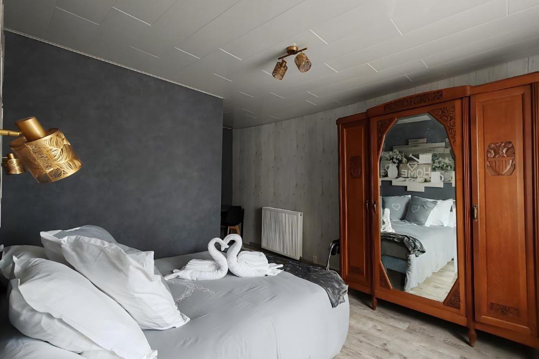 Photo of Bedroom in Forges-les-Bains