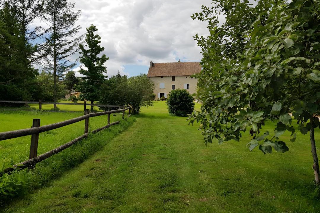 Photo of Others in Beaumont-sur-Grosne
