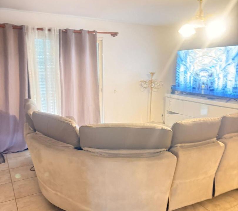 Photo of Livingroom in Valence