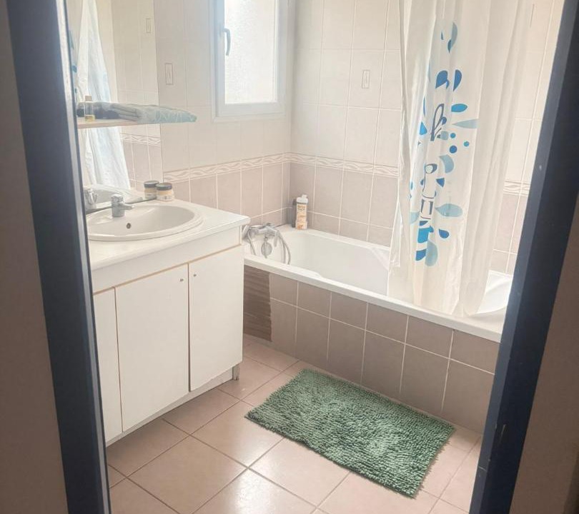 Photo of Bathroom in Valence