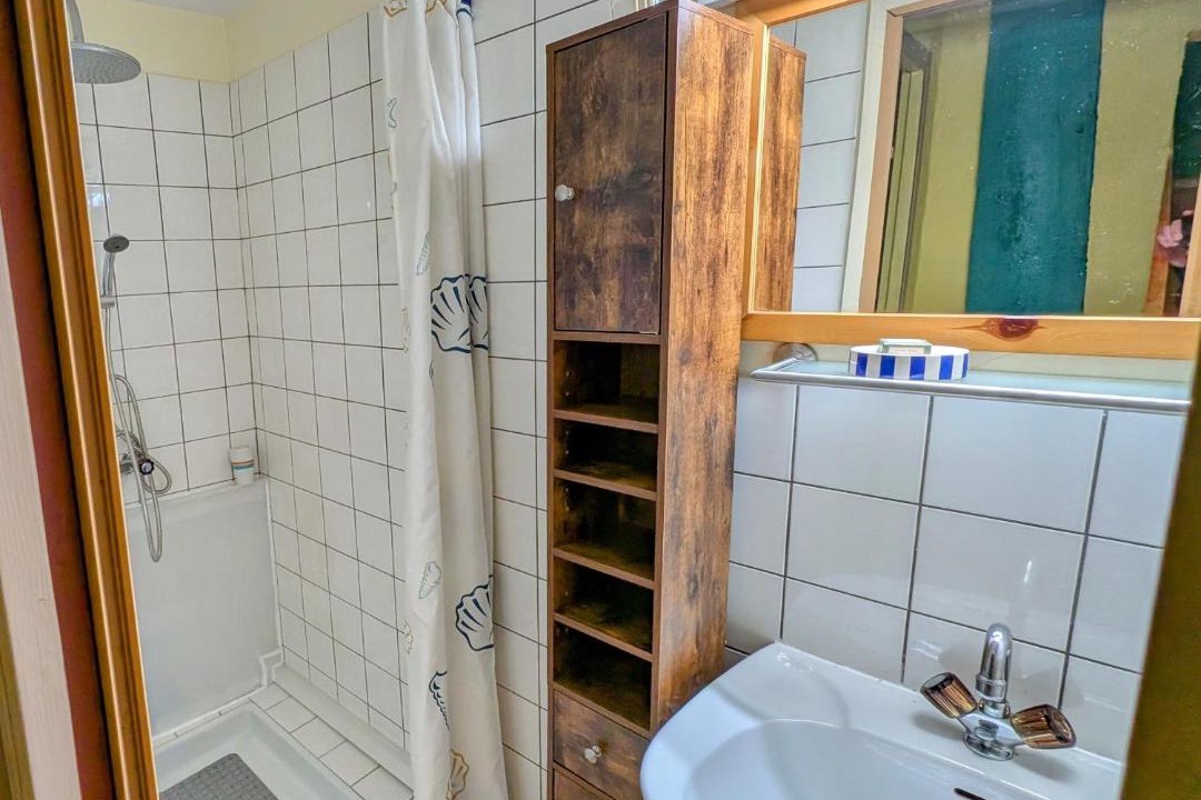 Photo of Bathroom in Corravillers