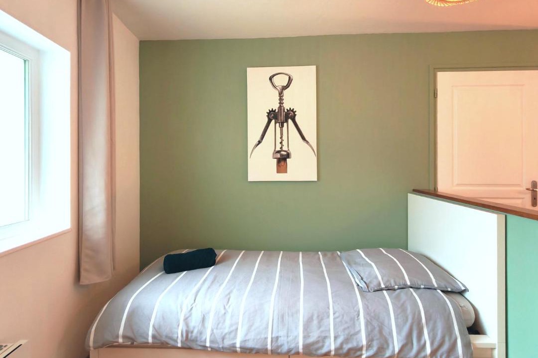 Photo of Bedroom in Saint-Cyr-les-Colons