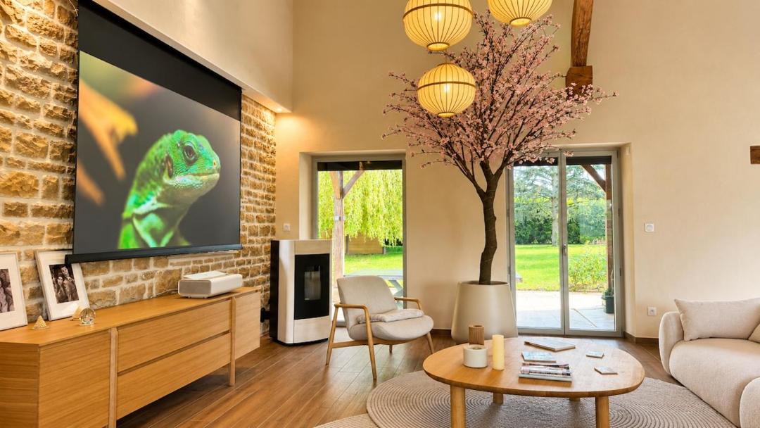 Photo of Livingroom in Milly-Lamartine