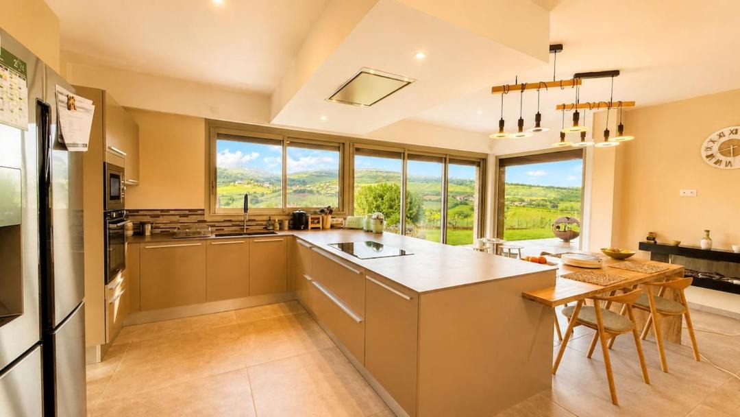 Photo of Kitchen in Milly-Lamartine