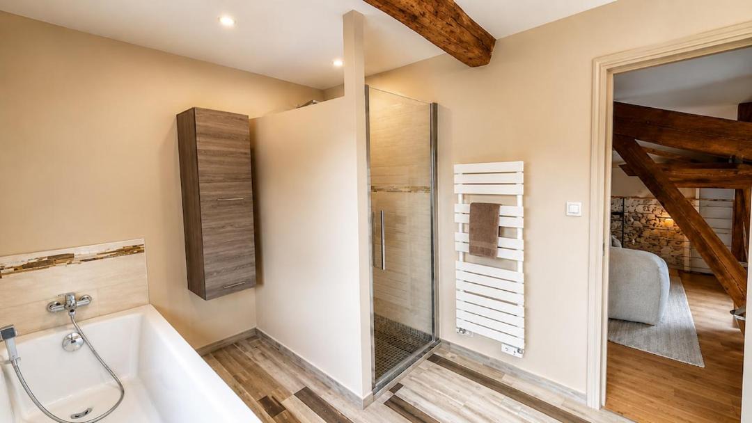 Photo of Bathroom in Milly-Lamartine