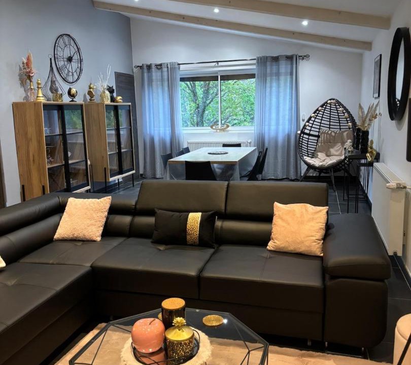 Photo of Livingroom in Saint-Cirgues-en-Montagne