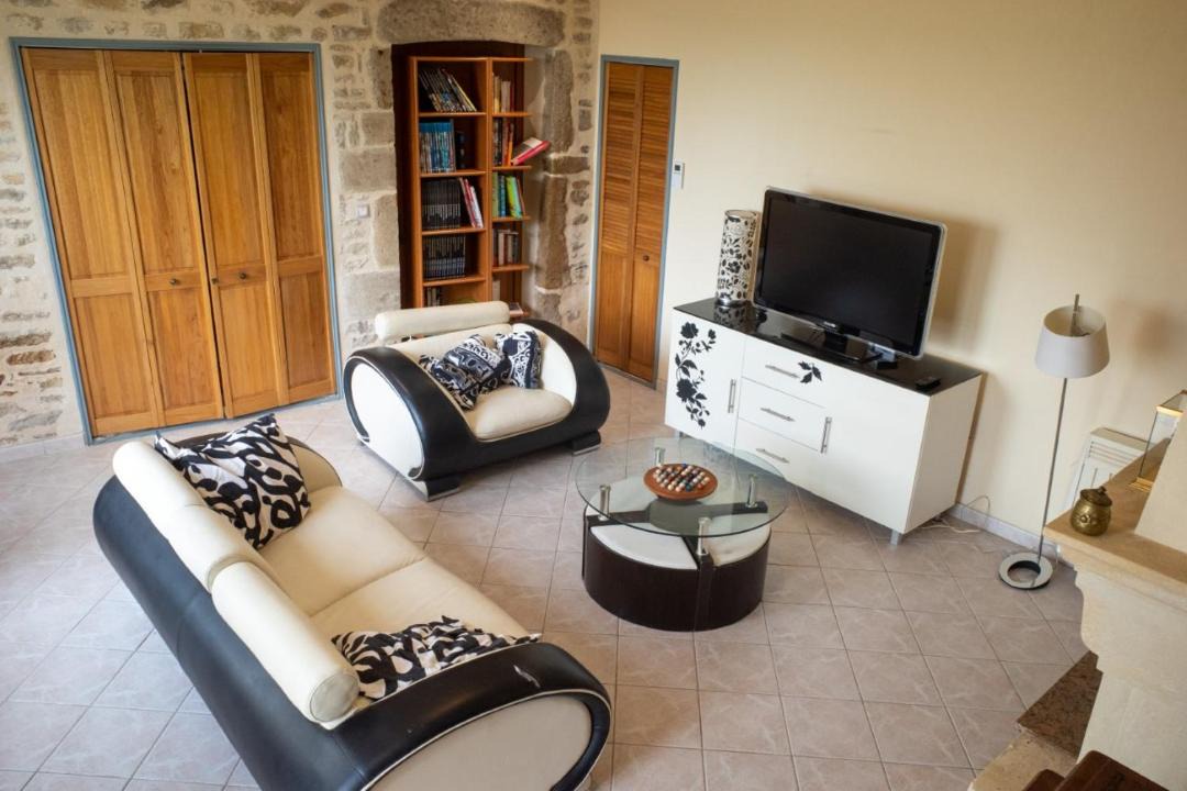 Photo of Livingroom in Saint-Pere