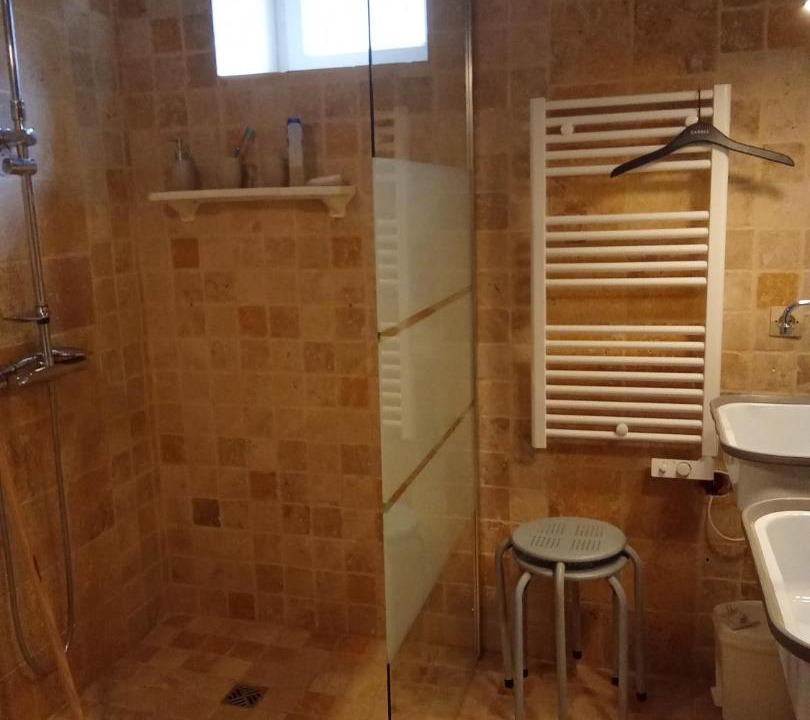 Photo of Bathroom in Izeron