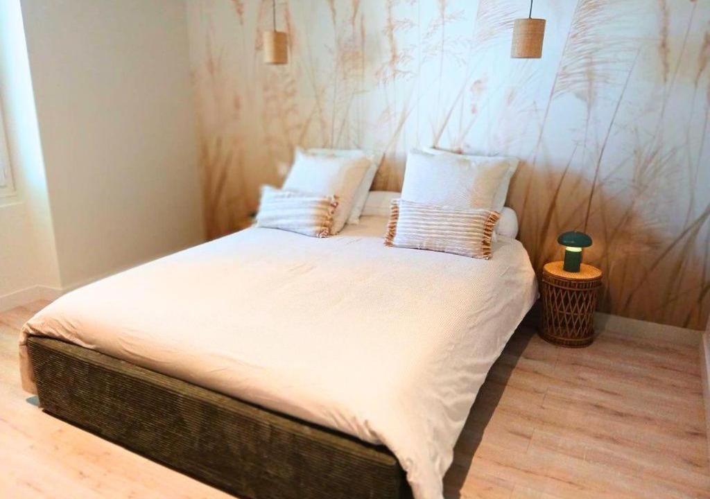 Photo of Bedroom in Sainte-Cecile-les-Vignes