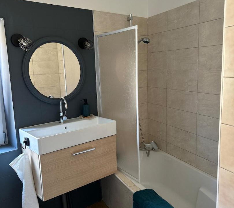 Photo of Bathroom in Pesmes