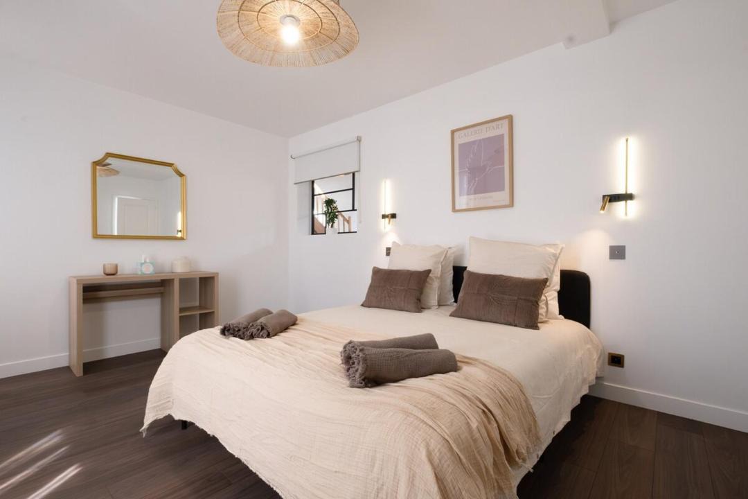 Photo of Bedroom in Chatillon