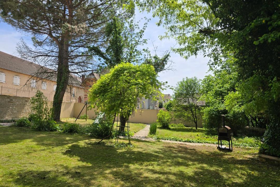 Photo of Others in Villeneuve-sous-Pymont