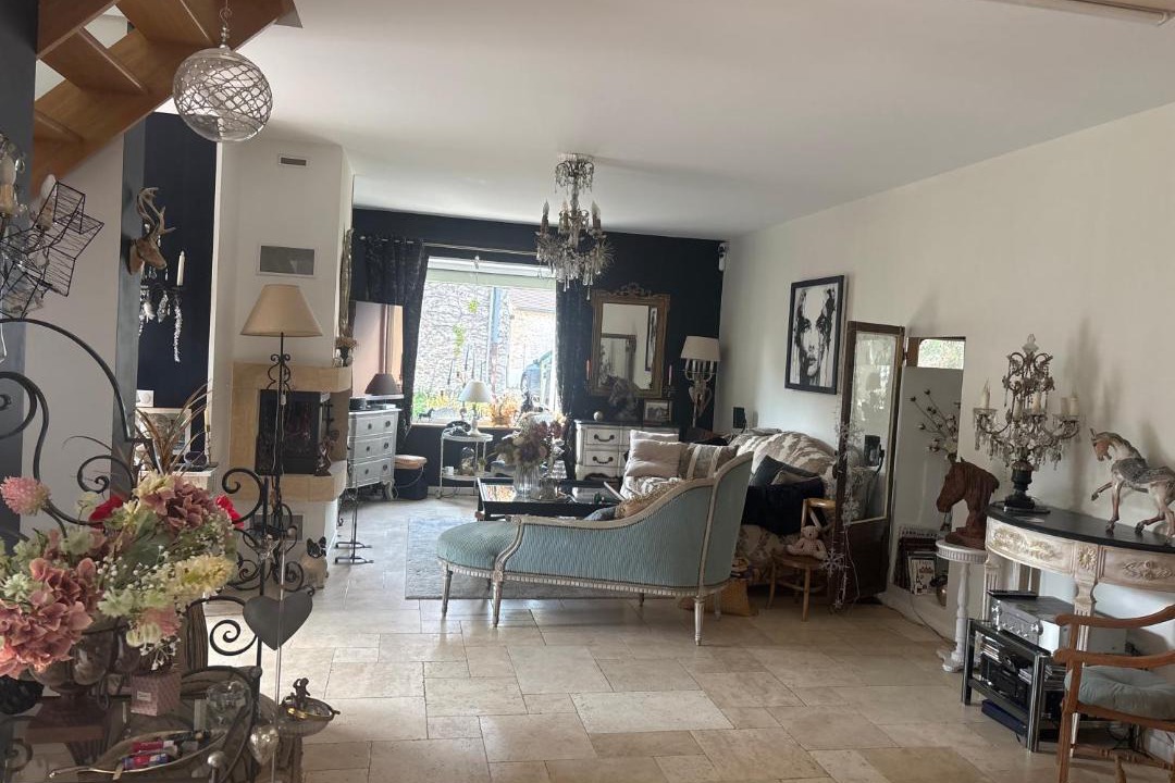Photo of Livingroom in Clairefontaine-en-Yvelines