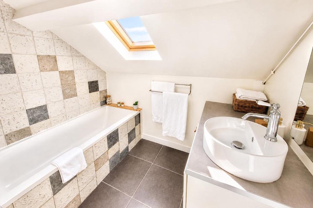 Photo of Bathroom in Nuits-Saint-Georges