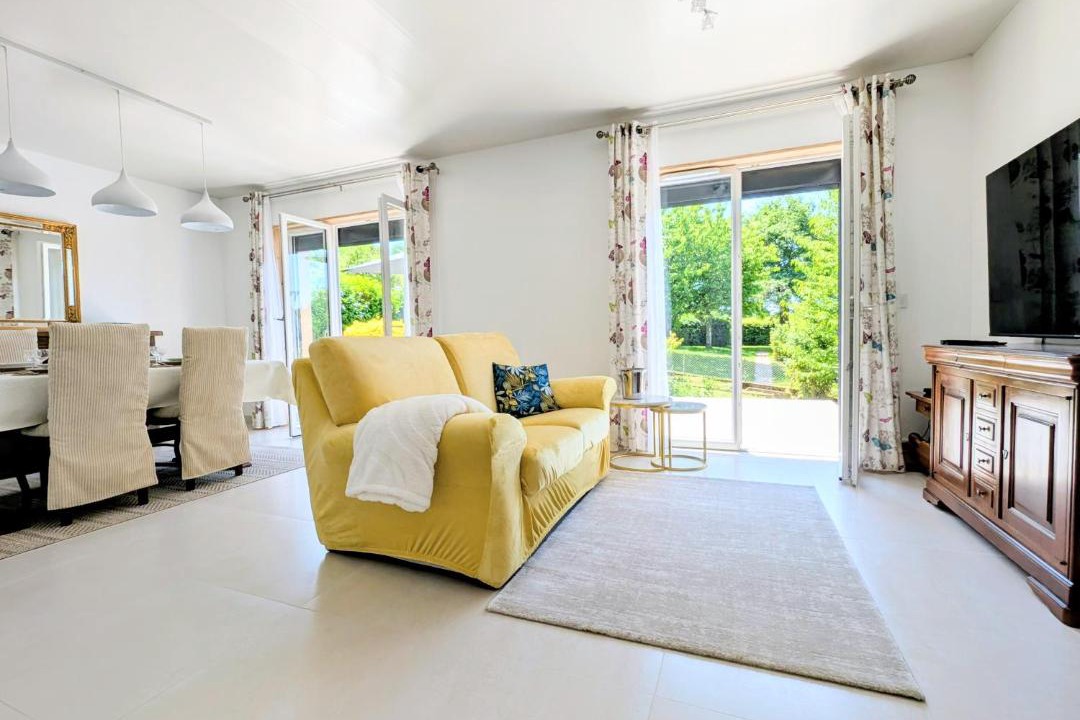 Photo of Livingroom in Dannemarie-sur-Crete
