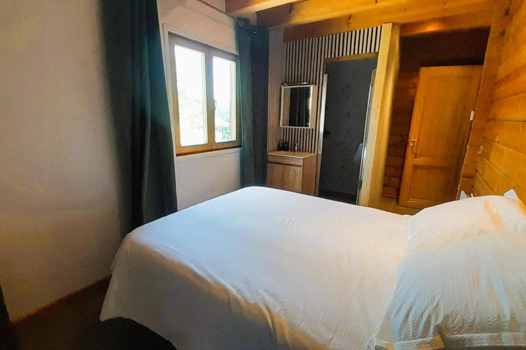 Photo of Bedroom in Janvry
