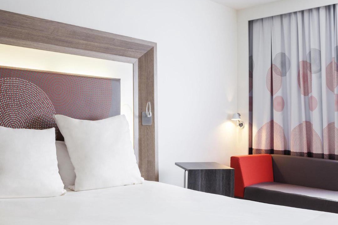 Photo of Bedroom in Palaiseau