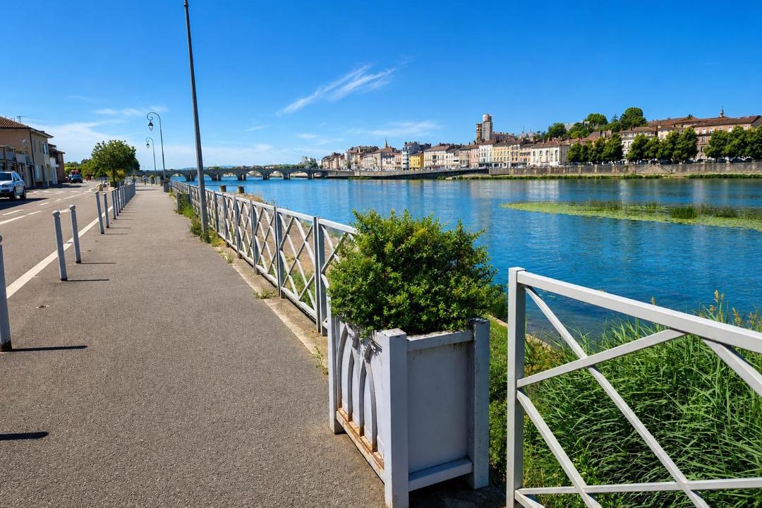 Photo of Others in Saint-Laurent-sur-Saone