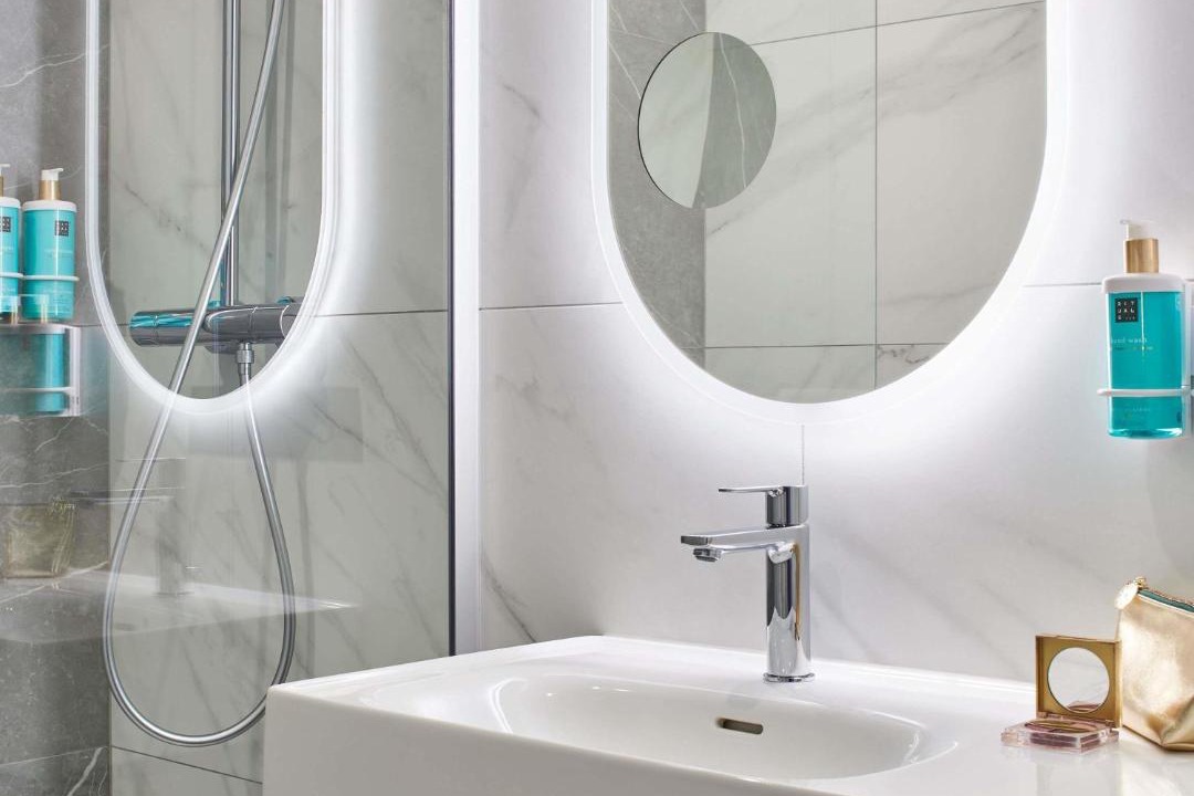 Photo of Bathroom in Le Kremlin-Bicetre