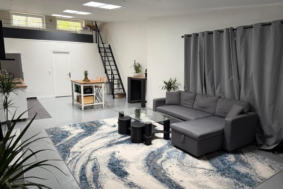 Photo of Livingroom in Louis Bertrand-Mirabeau-Semard