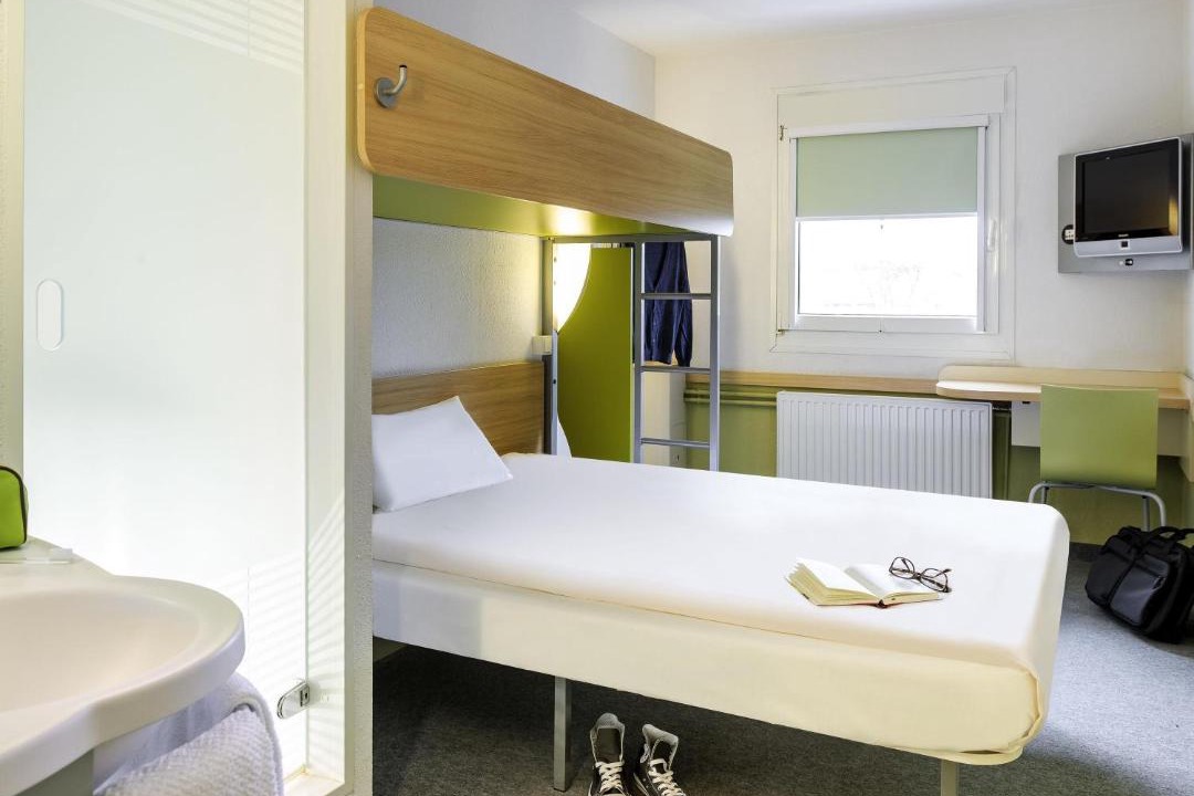 Photo of Bedroom in Lons-le-Saunier