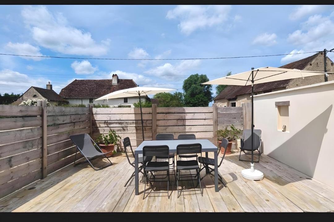 Photo of Patio Balcony in Villy-le-Brule