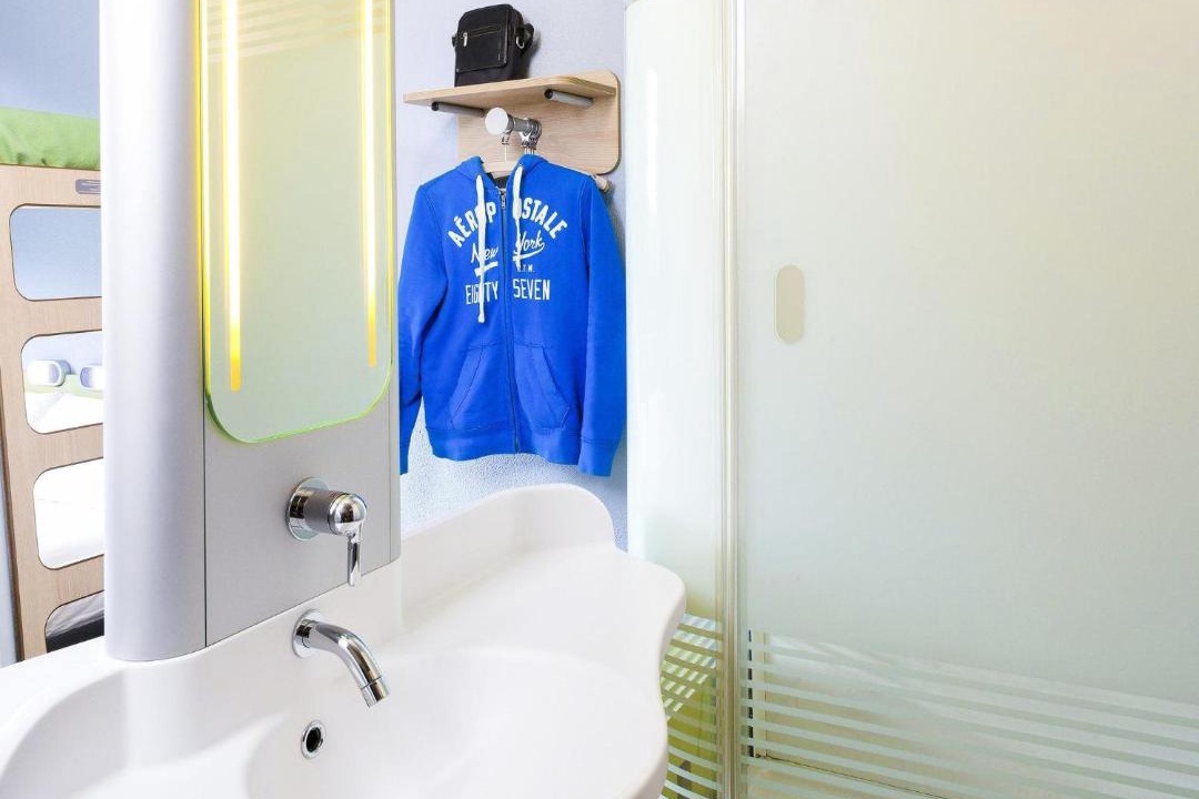 Photo of Bathroom in Montceau-les-Mines