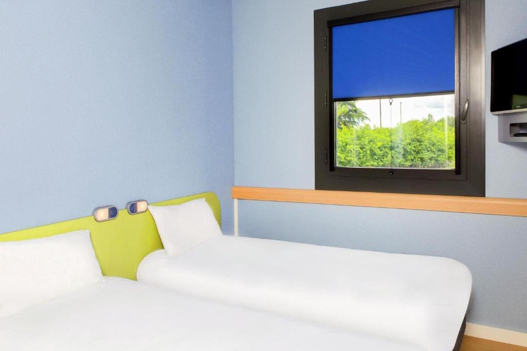 Photo of Bedroom in Montceau-les-Mines
