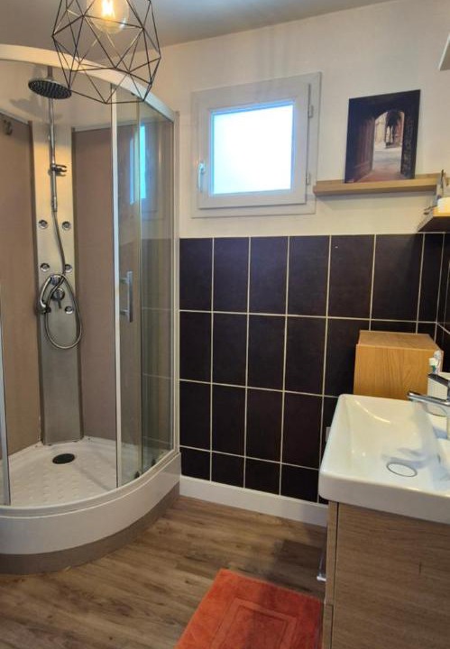 Photo of Bathroom in Voiron