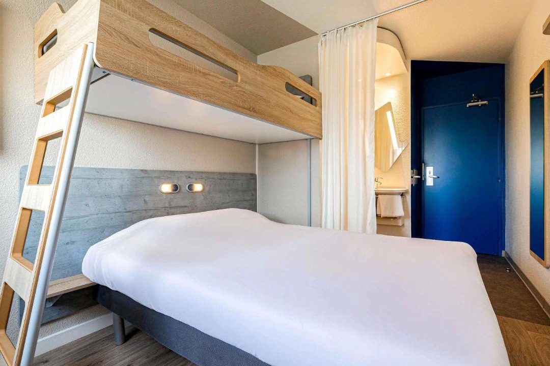 Photo of Bedroom in Le Kremlin-Bicetre