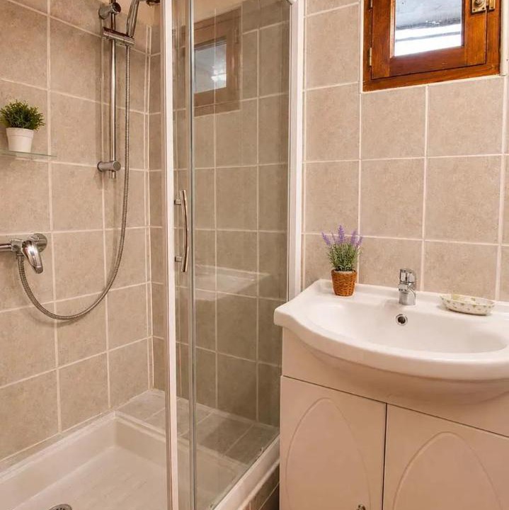 Photo of Bathroom in La Roche-sur-le-Buis