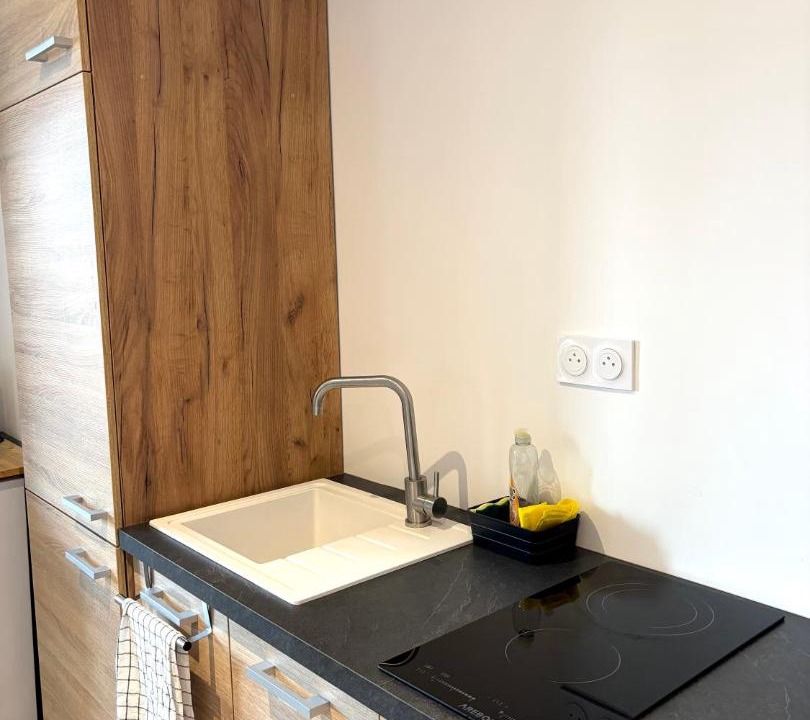 Photo of Kitchen in La Cote-Saint-Andre