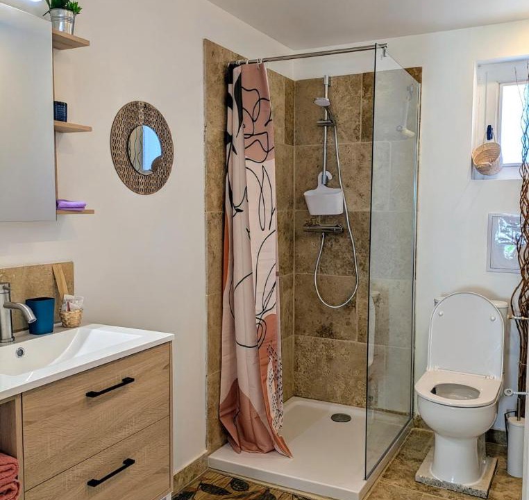 Photo of Bathroom in Bedoin