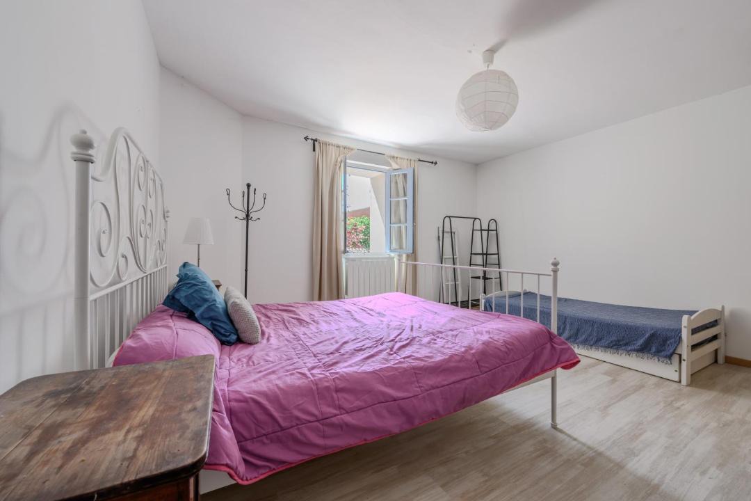 Photo of Bedroom in Villes-sur-Auzon