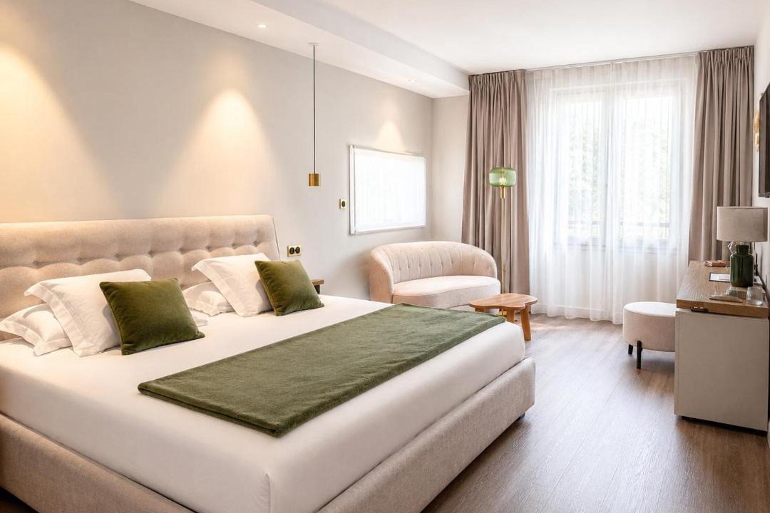 Photo of Bedroom in Dracy-le-Fort