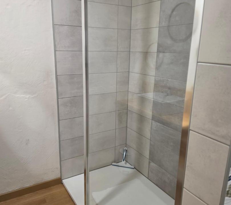 Photo of Bathroom in Longevilles-Mont-d'Or